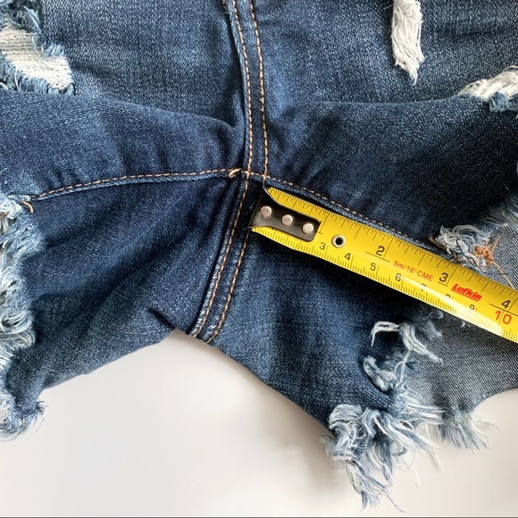 •AMERICAN EAGLE• Size 10 MIDI Distressed Jean Shorts - Picture 11 of 11